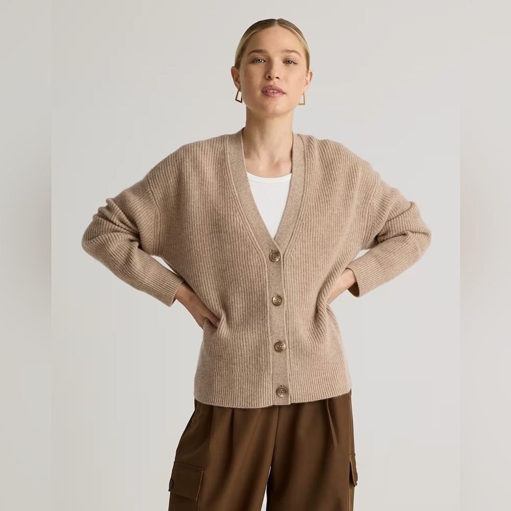 Quince Tan Cashmere V-Neck Button-Front Oversized Cardigan Quiet Luxury Chic
